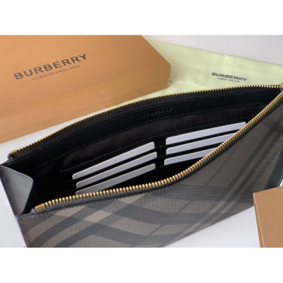 Burberry Wallet-30 x 20 CM