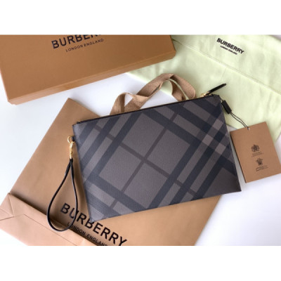 Burberry Wallet-30 x 20 CM