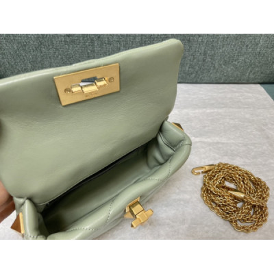 Valentin0 Garavani Roman Stud-Mini Size-19x13x6CM