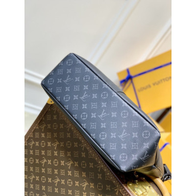 Louis Vuitton M45914 Monogram Eclipse Saumur-38*37*13M
