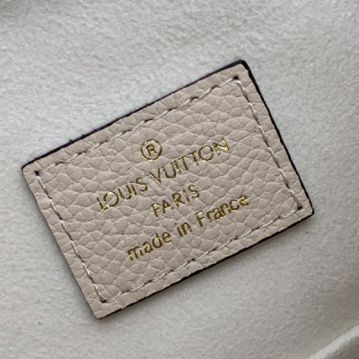 Louis Vuitton Marshmallow Hobo-24*22*13CM