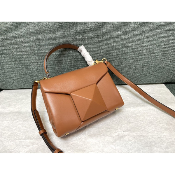 Valentin0 Valentino One Stud-20x13x8.5CM