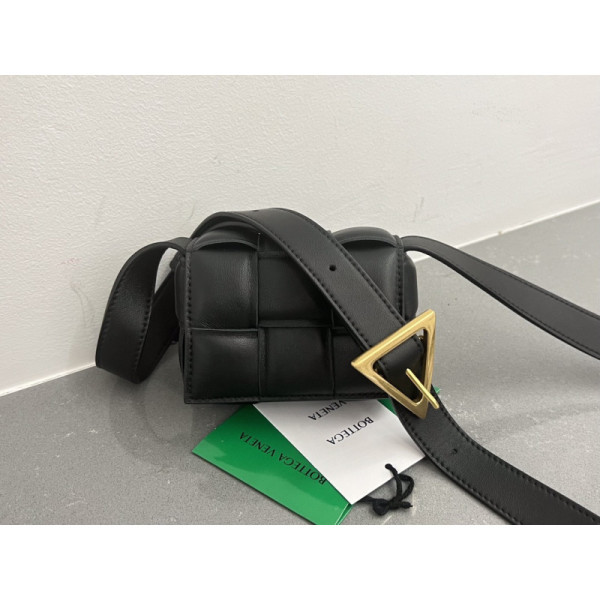 Bottega Veneta Padded Cassette Bag-12*8*4CM