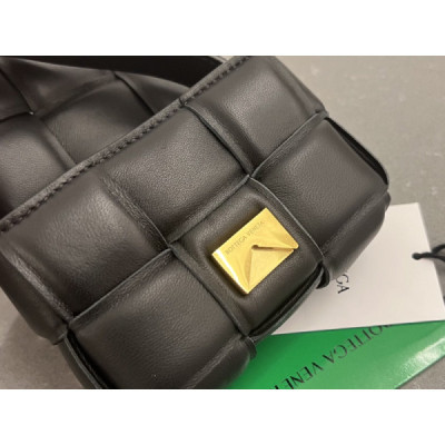 Bottega Veneta Padded Cassette Bag-12*8*4CM