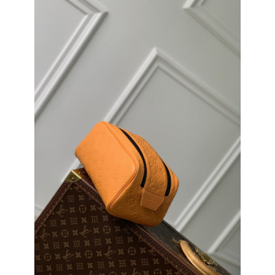 Louis Vuitton Locker Dopp Kit Pouch -28 x 15 x 16.5CM