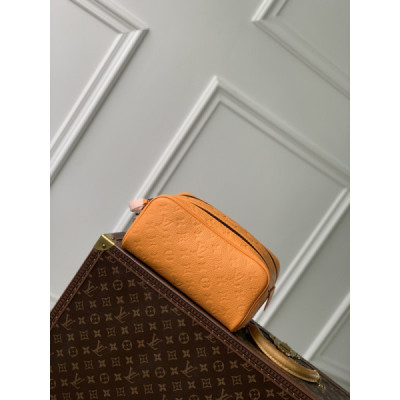 Louis Vuitton Locker Dopp Kit Pouch -28 x 15 x 16.5CM