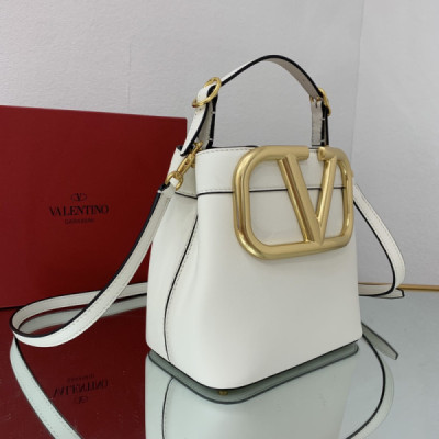 Valentino Garavani SuperVee Bag-20*19*12CM