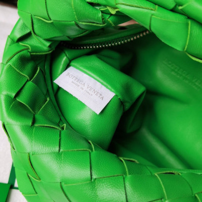 Bottega Veneta Jodie Hobo-23x28x8CM