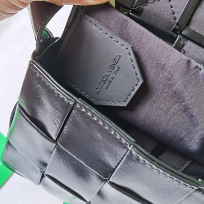 Bottega Veneta Cassette Bag-17.5×10.5×3.5CM