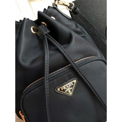 Prada Backpack 1BH038-18x23x12CM