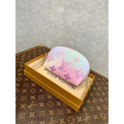 Louis Vuitton Cosmetic Bag-19*12*6CM