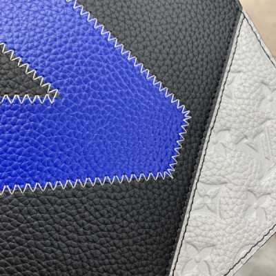 Louis Vuitton Standing Pouch-21*27*5CM