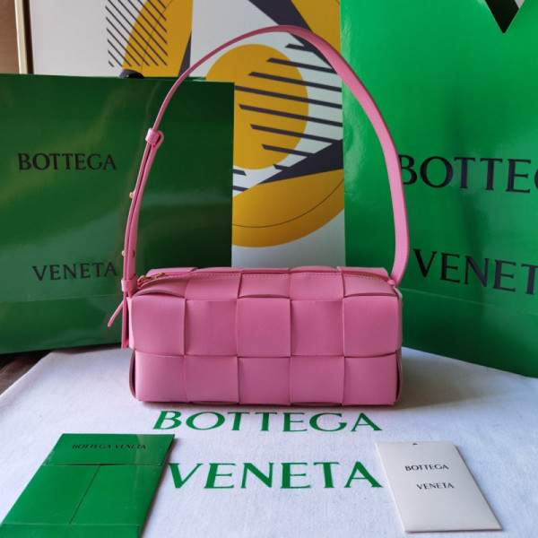 Bottega Veneta Cassette Bag-23.5x10x20CM