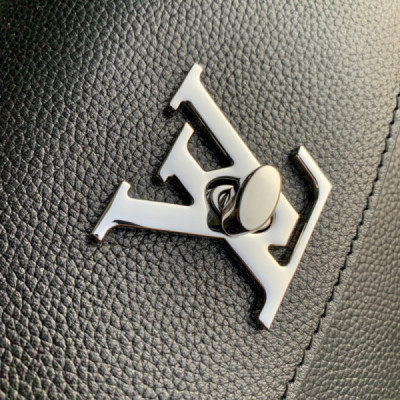 Louis Vuitton Lockme Ever 23x17x10CM