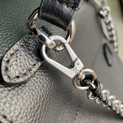 Louis Vuitton Lockme Ever 23x17x10CM