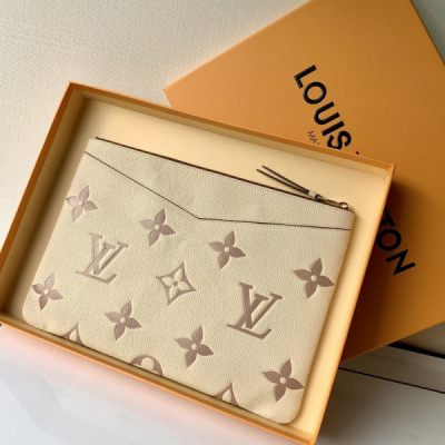 Louis Vuitton Pouch-29.5*21*1 CM