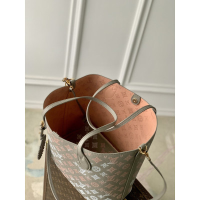 Louis Vuitton Blossom Handbags-30*27.5*16CM