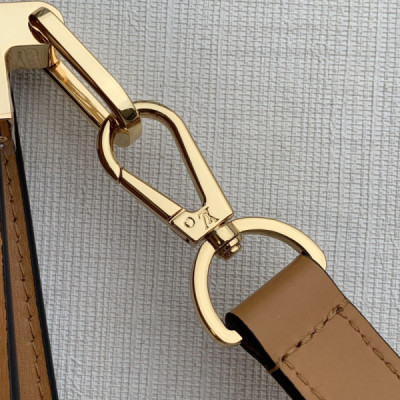 Louis Vuitton Mini Dauphine Bag-20*15*9CM