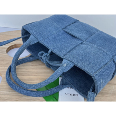 Bottega Arco Tote-25x16x8CM