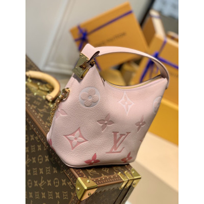 Louis Vuitton Marshmallow Hobo-24*22*13CM
