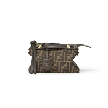 FENDI BY THE WAY SOFT MINI 8BS098AFPMF1GL7 (20*12*9cm)