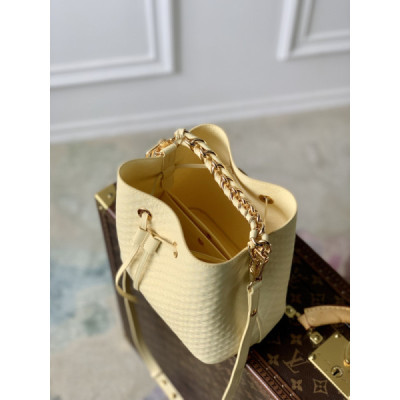 Louis Vuitton M22599 NeoNoe BB Handbag-20*20*13CM