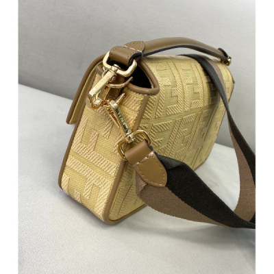 Fendi Medium Baguette Bag-26x15x4CM