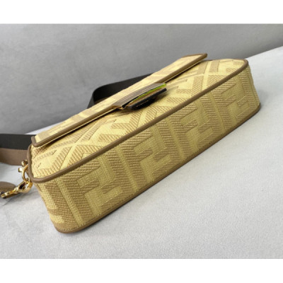 Fendi Medium Baguette Bag-26x15x4CM
