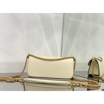 Valentino Garavani Locò Shoulder Bbag In Calfskin With Metallic VLogo-27*13*6CM