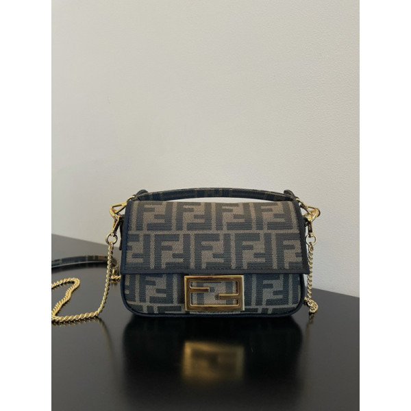 FendI Small Baguette Bag-20x15x9CM