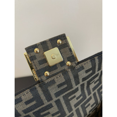 FendI Small Baguette Bag-20x15x9CM