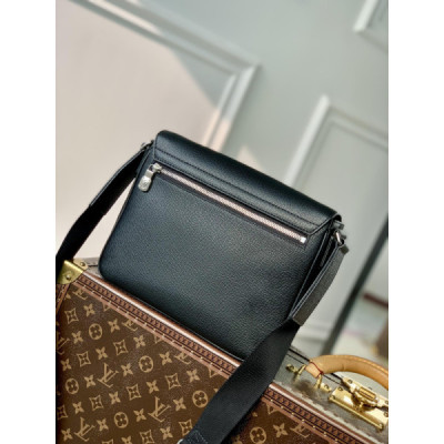 Louis Vuitton District Messenger Bag-M46255-26*20*7CM