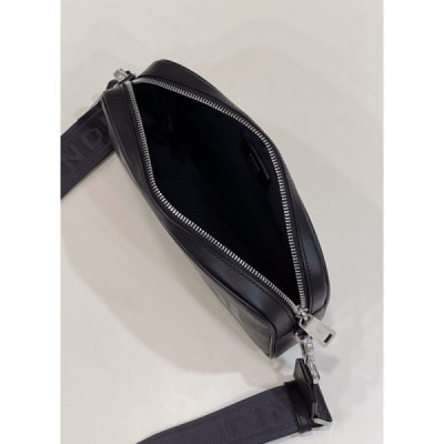 FendI Camera Bag-23.5x5x16CM