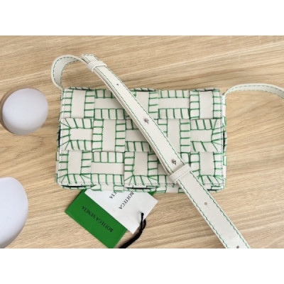 Bottega Veneta Cassette Bag-23x15x6CM