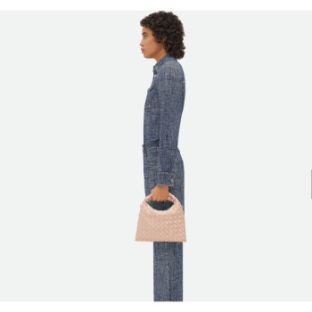 BOTTEGA VENETA Mini Hop intrecciato leather shoulder bag