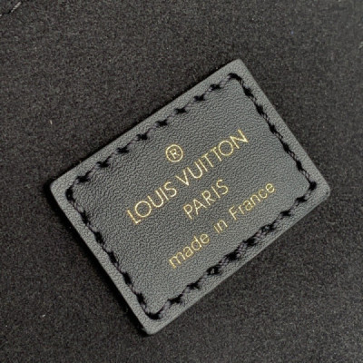 Louis Vuitton On My Side Tote Bag-M57728-31*25*14CM