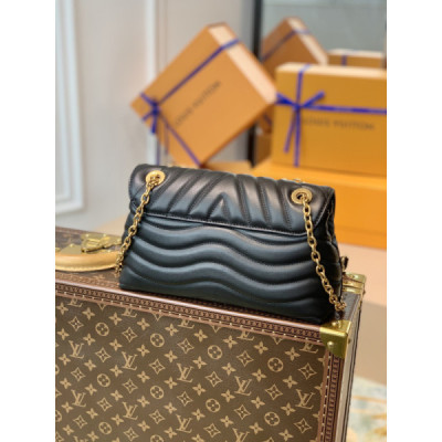 Louis Vuitton New Wave Bag-24x14x9CM