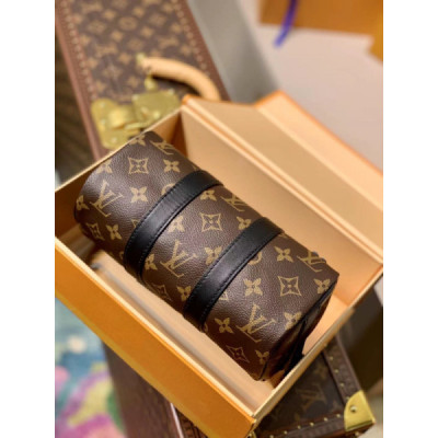 Louis VuittonZoooom with Friends-21×10×12CM