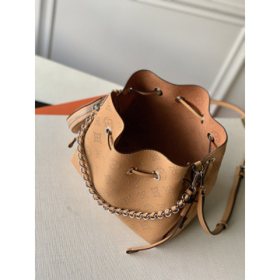Louis Vuitton Bella Tote Bag-19 x 22 x 14CM