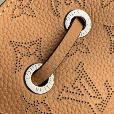 Louis Vuitton Bella Tote Bag-19 x 22 x 14CM