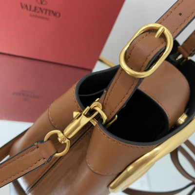 Valentino Garavani SuperVee Bag-20*19*12CM