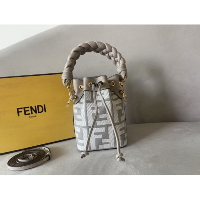 Fendi Mini Mon Tresor Bag -12x18x10CM