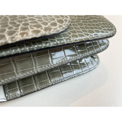 Hermes Constance-19CM