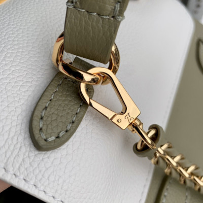 Louis Vuitton Lockme Ever 23x17x10CM