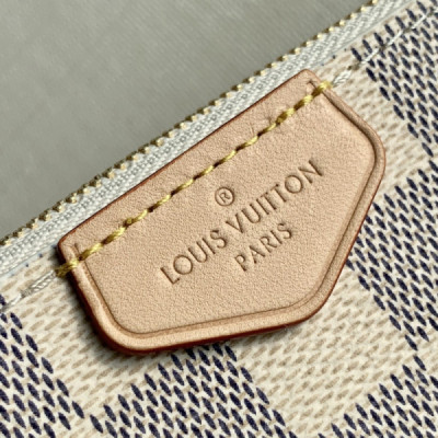 Louis Vuitton M80084 Pochette Double Zip Bag -20*12.5*3CM