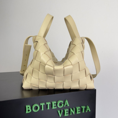Bottega Veneta Bowling Bags-28*21*1CM