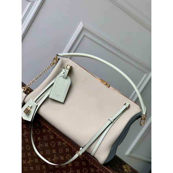 Louis Vuitton M13668 Top Handbags-40*20*25CM