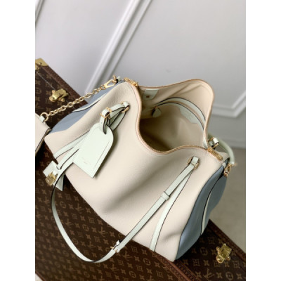 Louis Vuitton M13668 Top Handbags-40*20*25CM