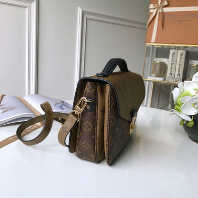 Louis Vuitton Pochette Metis Handbags-25*19*7CM