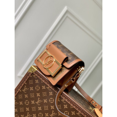 Louis Vuitton Mini Dauphine Bag-20*15*9CM